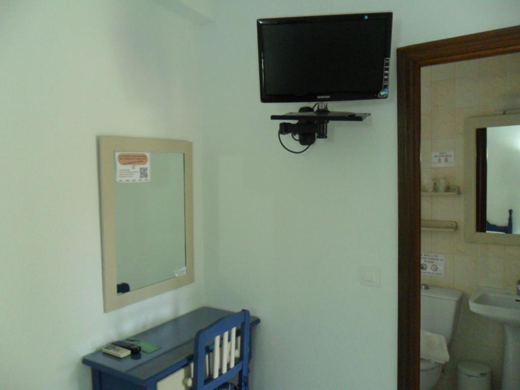 Hostal El Capi Zahora Oda fotoğraf